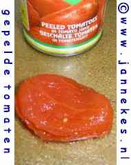 photo peeled tomatoes
